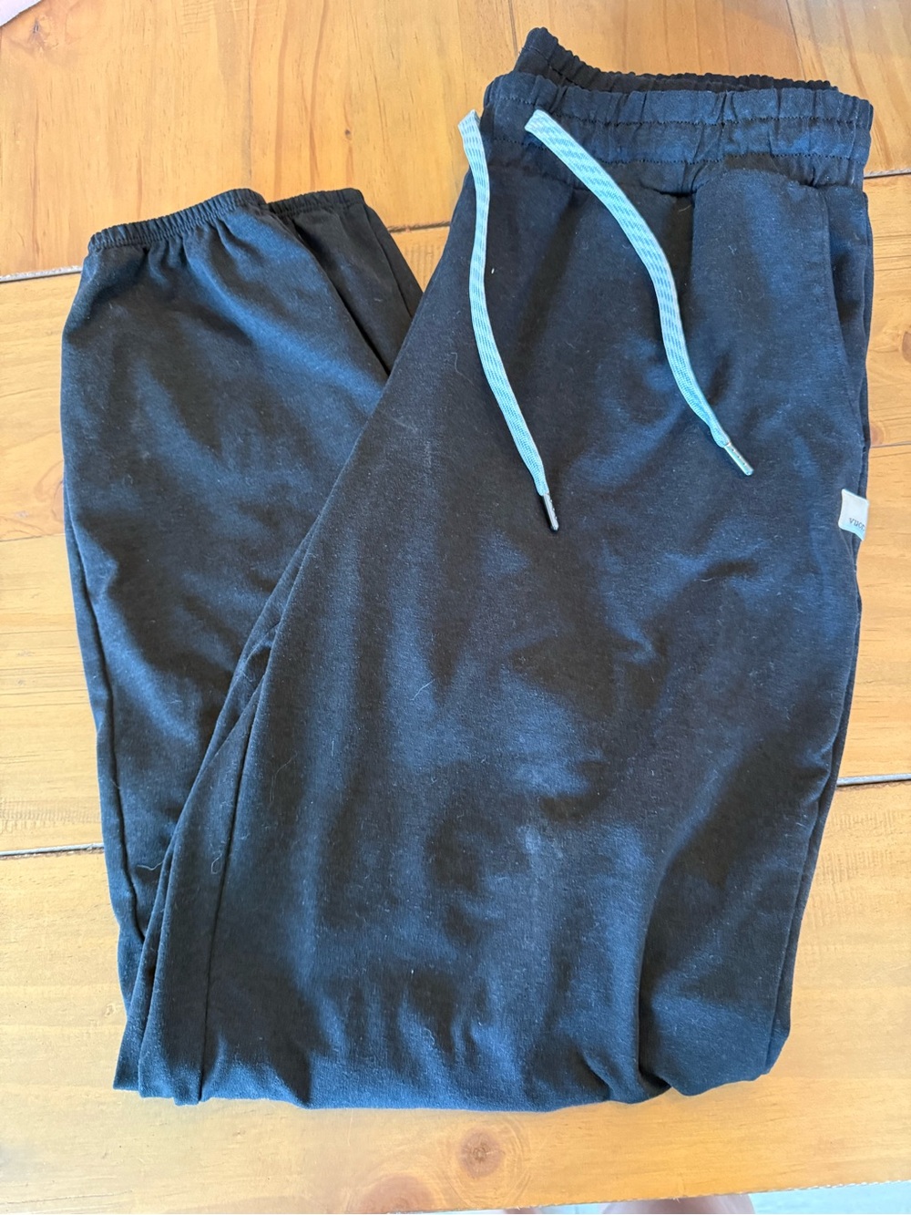Vuori Black Joggers